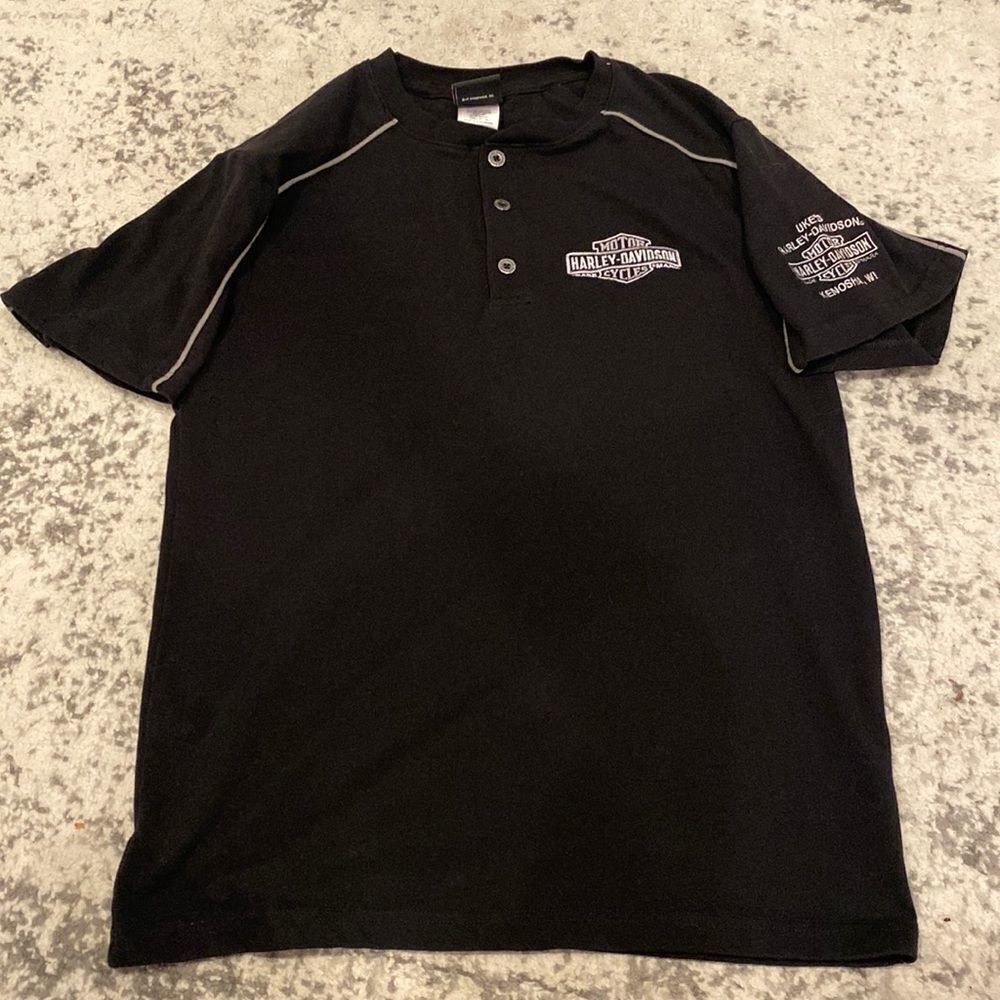 VTG 2012‎ Harley Davidson 3 button Kenosha WI tee size M in EUC Embroidered Logo